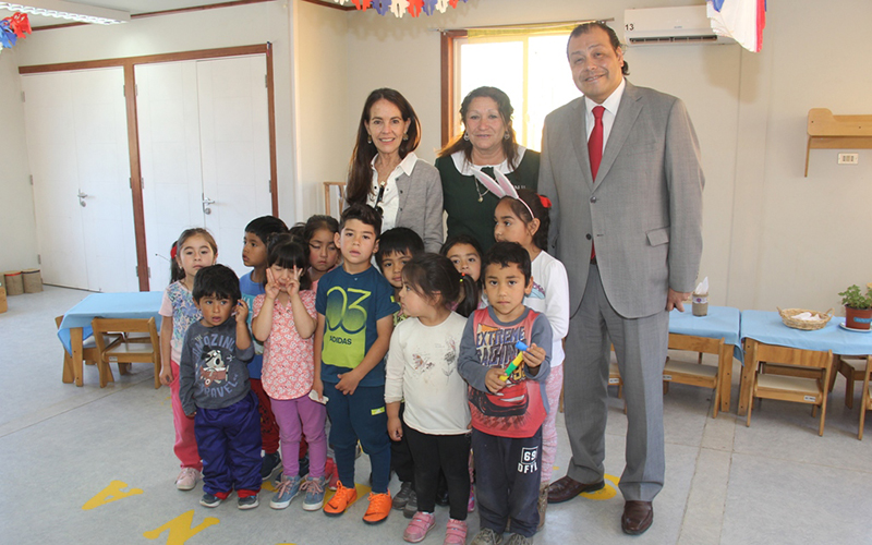 Vicepresidenta Ejecutiva Adriana Gaete visitó Jardín Infantil “Arco Iris” de El Salado