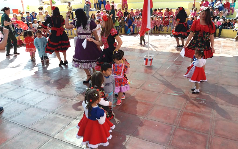 Cuecas y tonadas dan inicio a las festividades patrias en el Jardín Infantil “Dumbo”