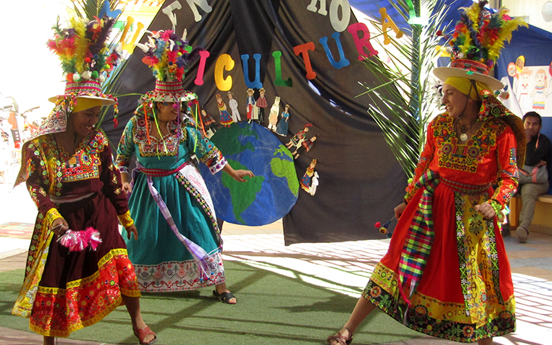 Latinoamérica dice presente en encuentro multicultural del Jardín Lickan Antay