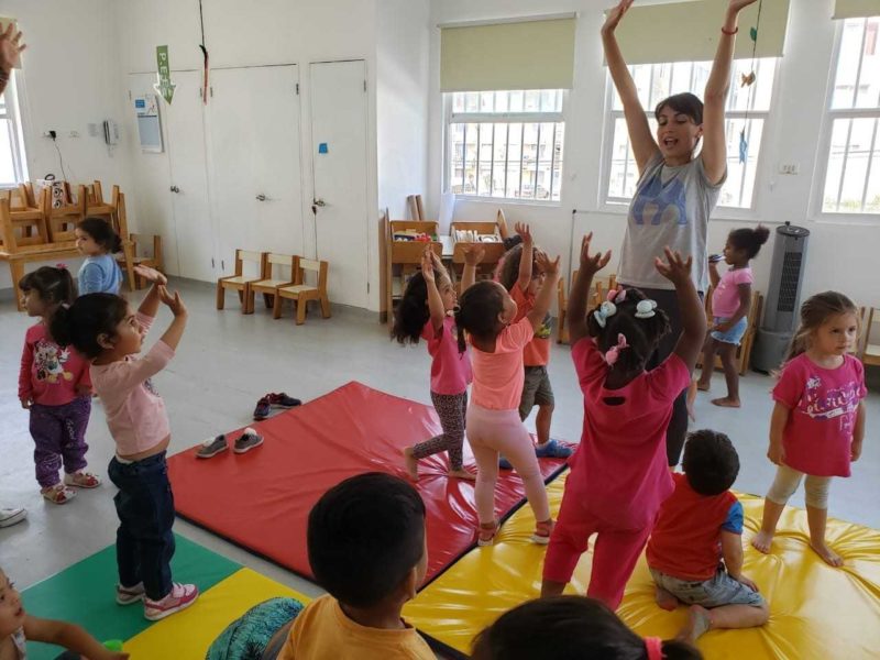 Actividades extra programáticas divierten a niñas y niños del Jardín Infantil de Verano