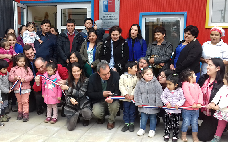 Familias de Linguento celebran su nuevo jardín en Mariquina