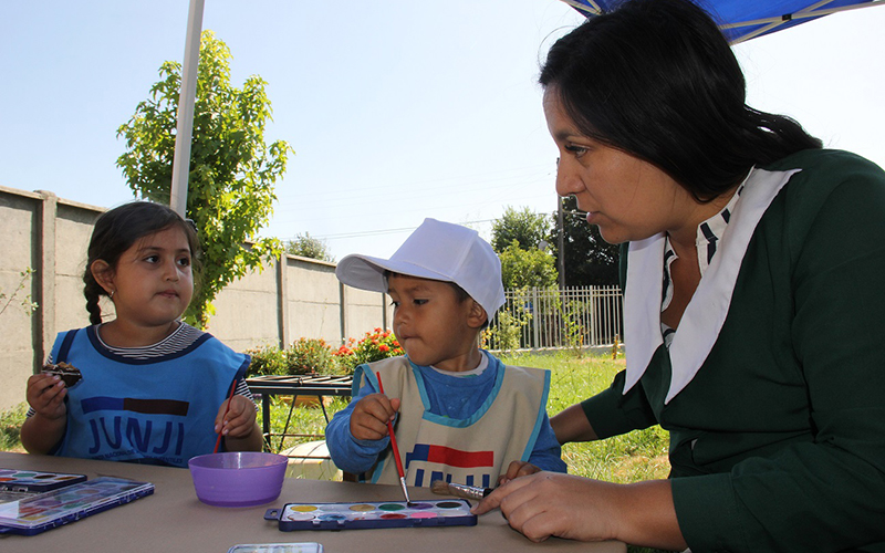 Se inician Jardines infantiles de Verano en Los Ángeles