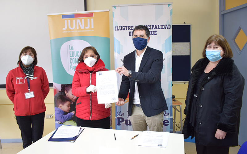 Junji y Puyehue firman primer convenio que mejora infraestructura de jardines